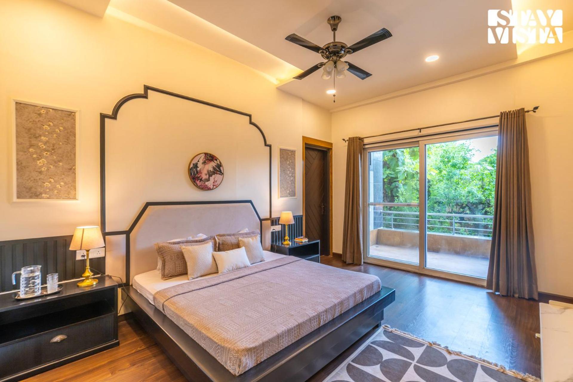 Stayvista At Wandering Vines Indoor Pool 4Bhk Luxury Villa In Delhi Sohna Экстерьер фото